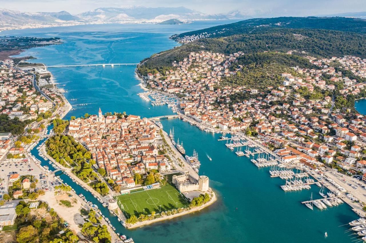 Apartament Lambrisa Trogir Zewnętrze zdjęcie