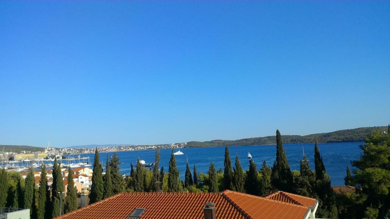 Apartament Lambrisa Trogir Zewnętrze zdjęcie