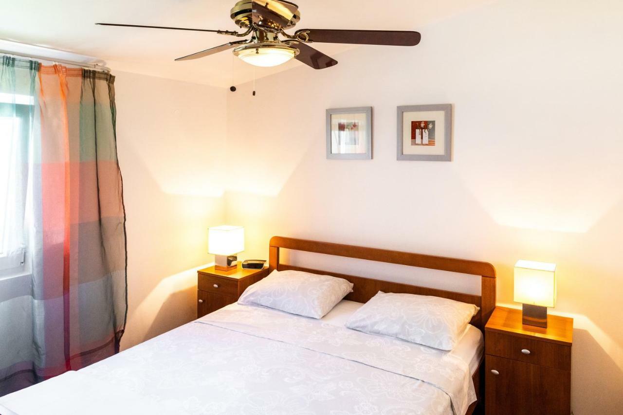 Apartament Lambrisa Trogir Zewnętrze zdjęcie