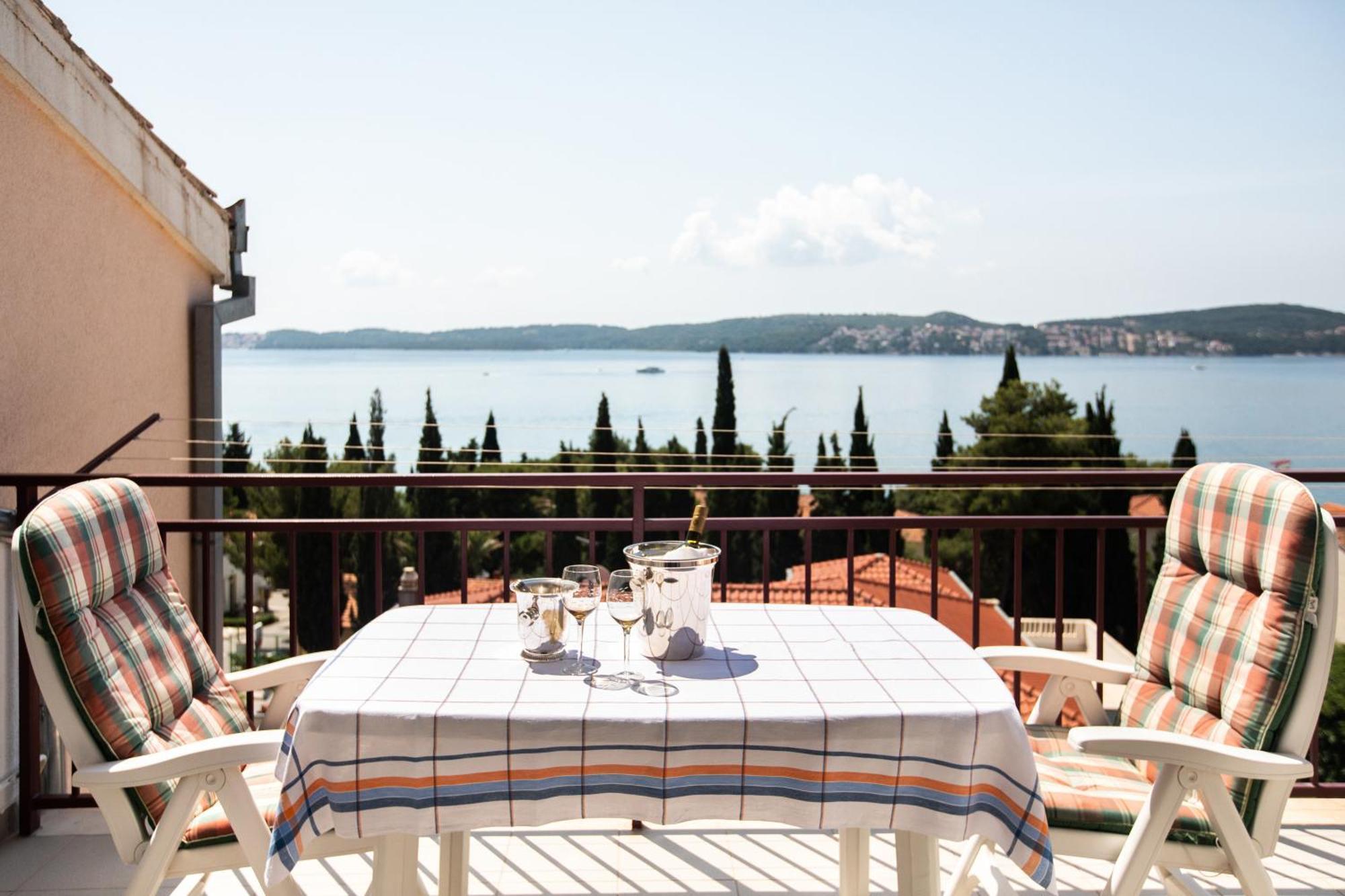 Apartament Lambrisa Trogir Zewnętrze zdjęcie